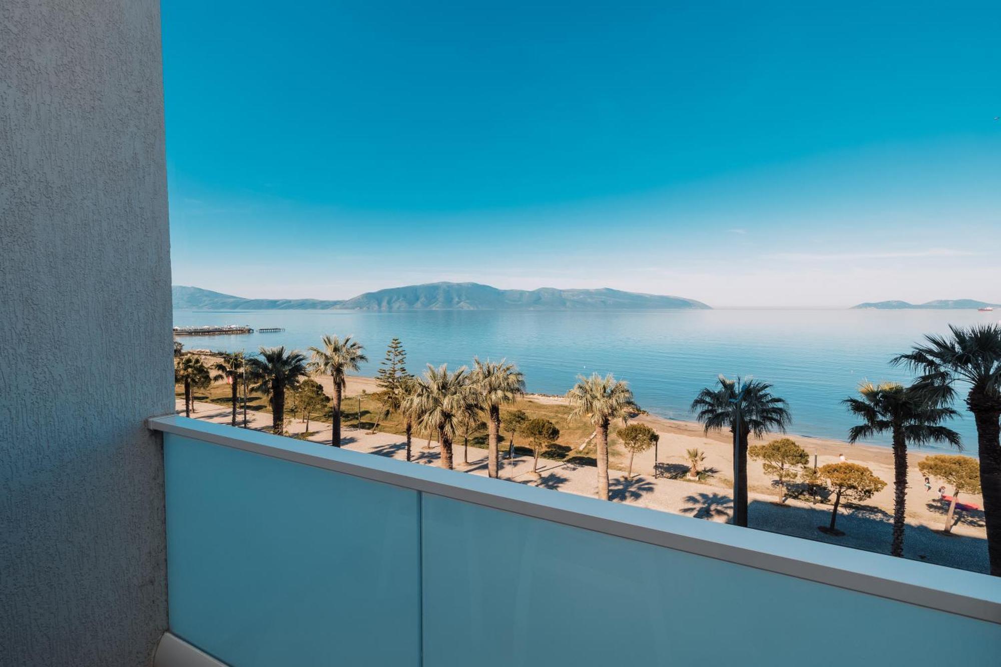 Duka Hotel Vlorë Extérieur photo
