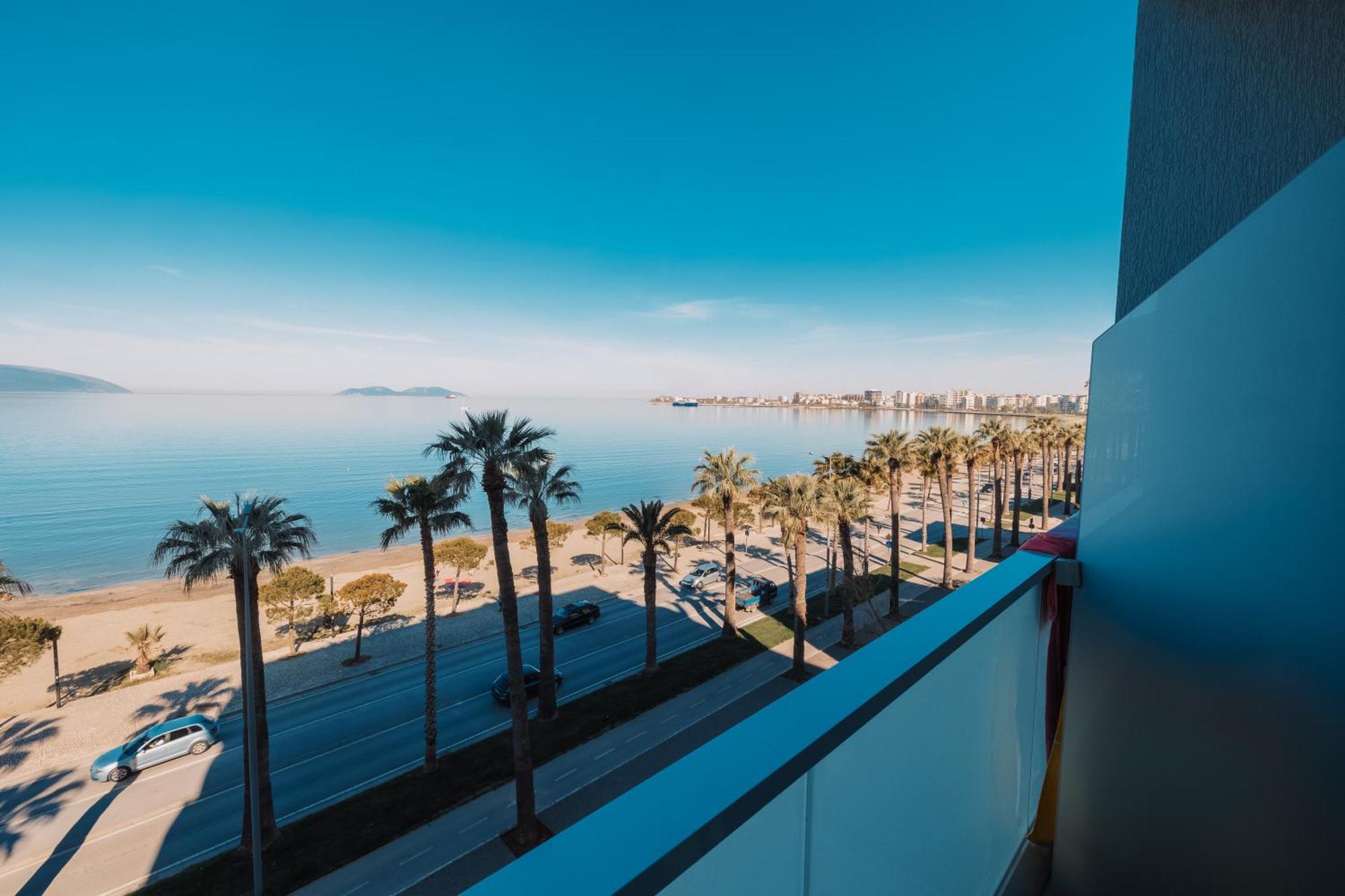 Duka Hotel Vlorë Extérieur photo