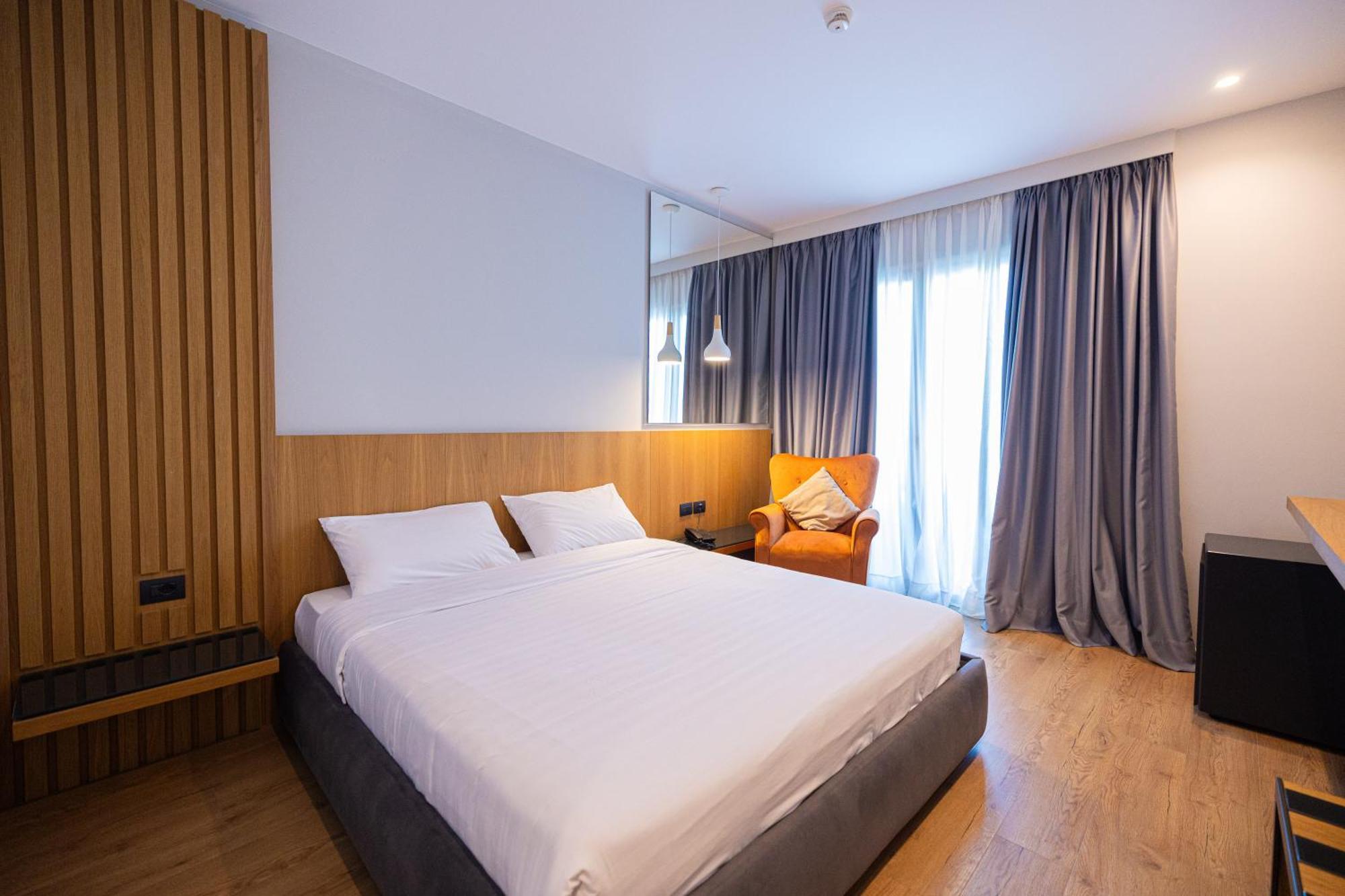 Duka Hotel Vlorë Extérieur photo
