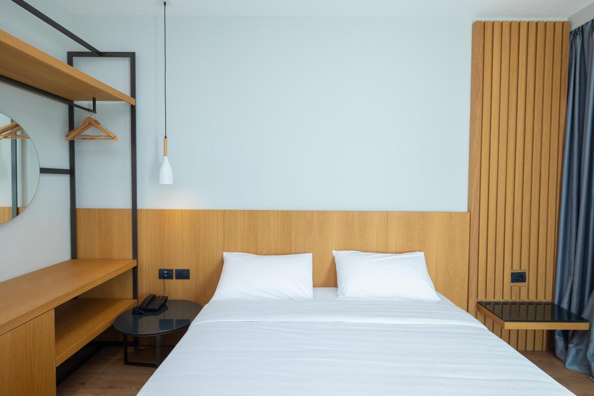 Duka Hotel Vlorë Extérieur photo