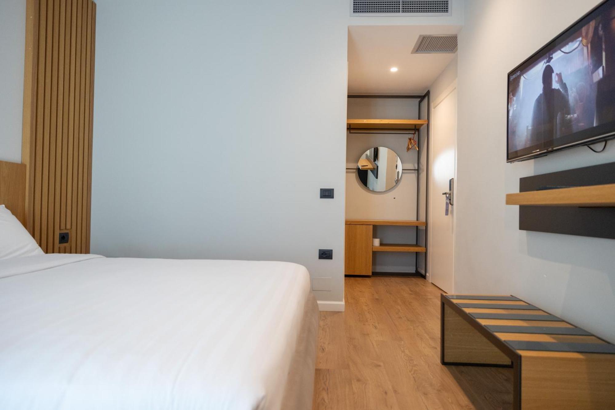 Duka Hotel Vlorë Extérieur photo